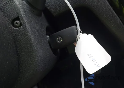 2017 Nissan Rogue S z USA, uszkodzony, nr VIN 5N1AT2MV8HC792109